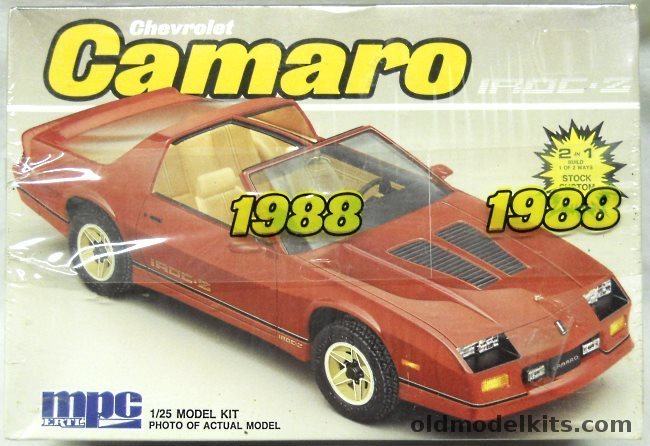 MPC 1/25 1988 Chevrolet Camaro - Stock / Street, 6206 plastic model kit